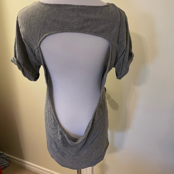 RVCA open back T-shirt - Picture 6 of 9